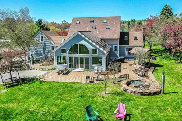 $950,000 | 199 Pine Hill Road, Hollis, NH 03049