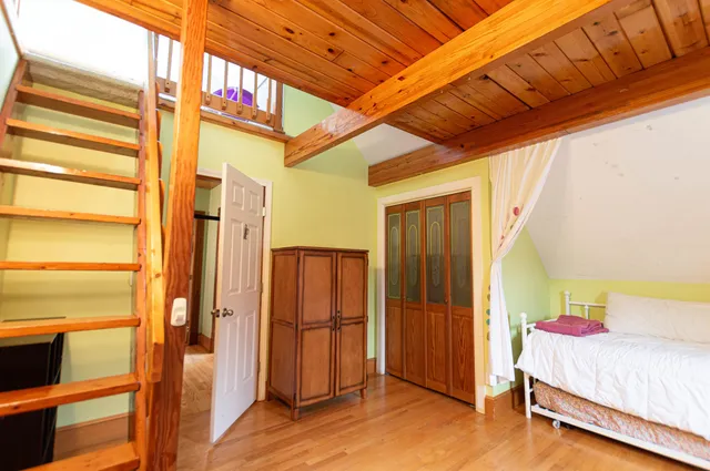 $950,000 | 199 Pine Hill Road, Hollis, NH 03049