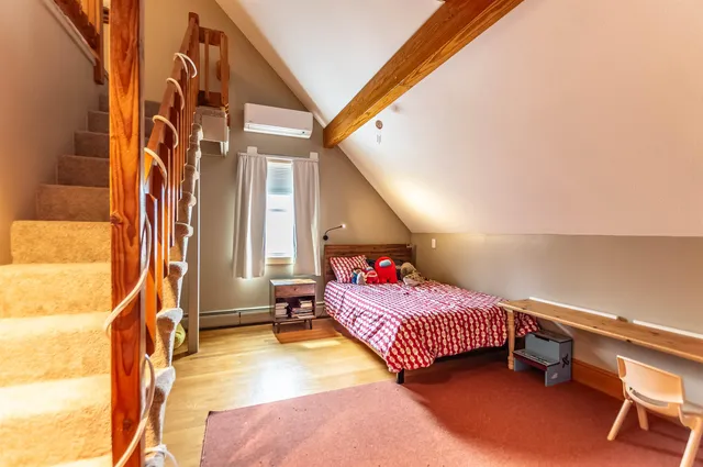 $950,000 | 199 Pine Hill Road, Hollis, NH 03049