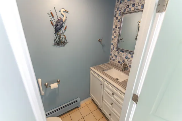 $950,000 | 199 Pine Hill Road, Hollis, NH 03049