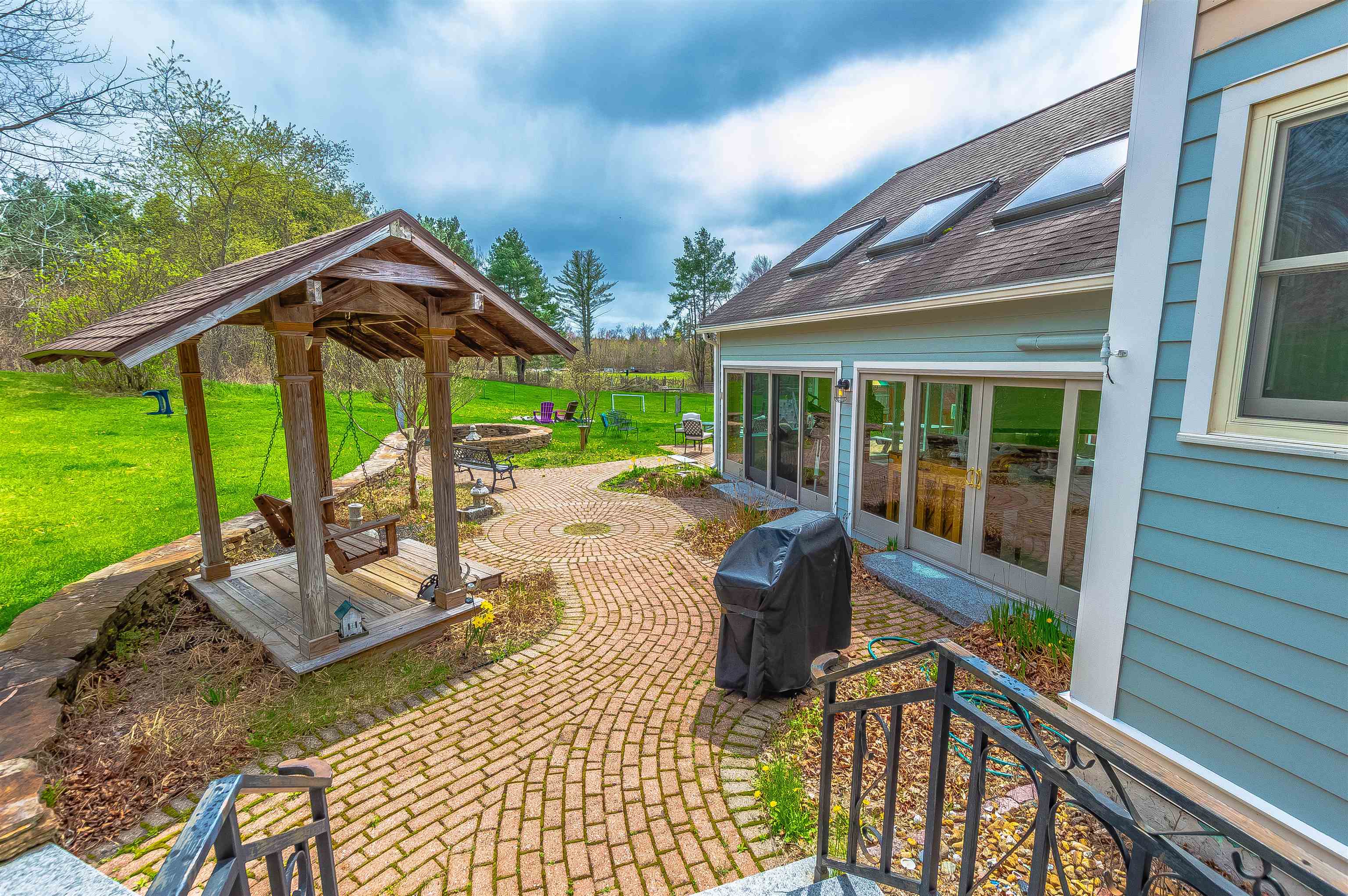 199 Pine Hill Road Hollis, NH 03049 - Photo 6 of 59 Gallery Image 6