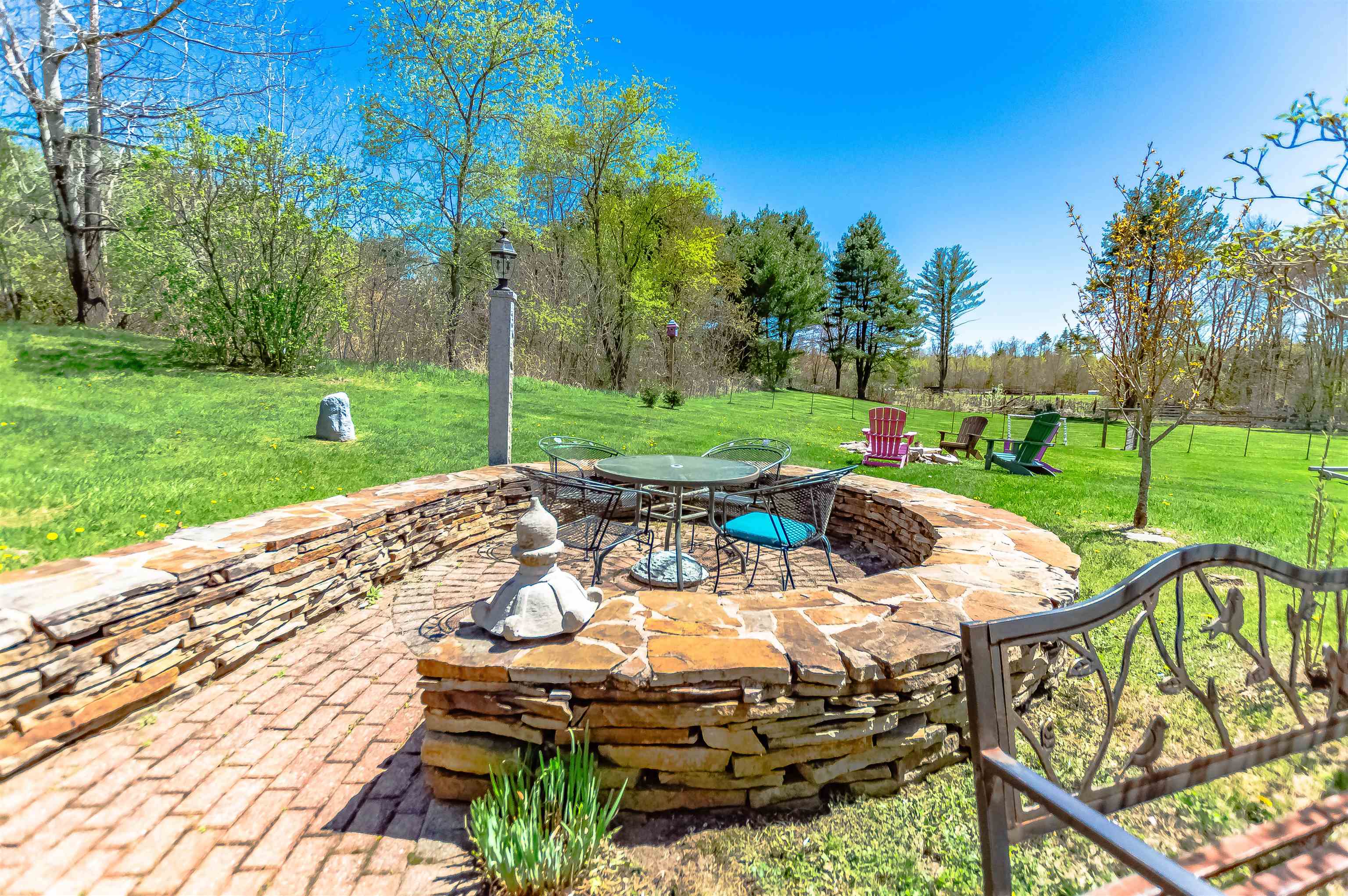 199 Pine Hill Road Hollis, NH 03049 - Photo 9 of 59 Gallery Image 9