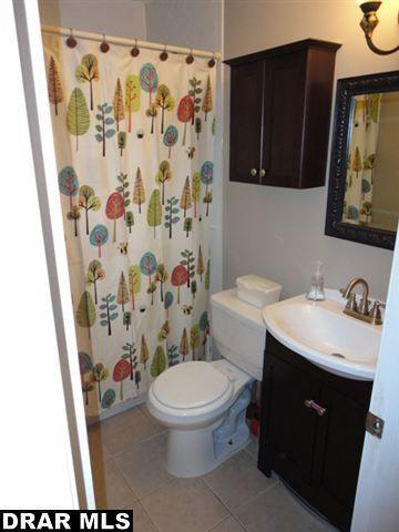 9530 Merrick Street Taylor, MI 48180 - Photo 10 of 14 20007315-9.JPG