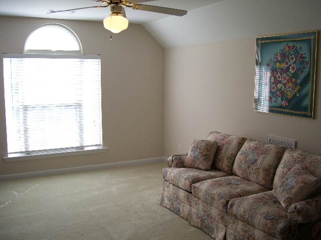 124 Lansfair Way Greenville, SC 29607 - Photo 3 of 6 Gallery Image 3