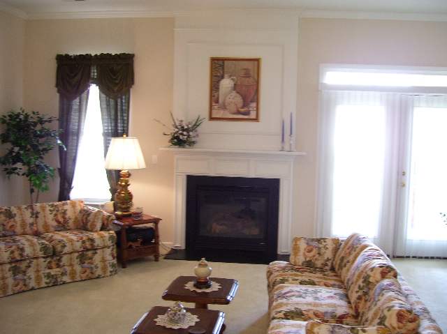 124 Lansfair Way Greenville, SC 29607 - Photo 4 of 6 Gallery Image 4