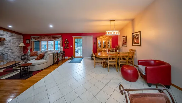 $515,000 | N22791 Carpenter Road, Niagara, WI 54151