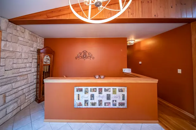 $515,000 | N22791 Carpenter Road, Niagara, WI 54151