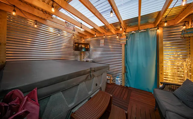 $515,000 | N22791 Carpenter Road, Niagara, WI 54151