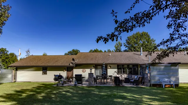 $515,000 | N22791 Carpenter Road, Niagara, WI 54151