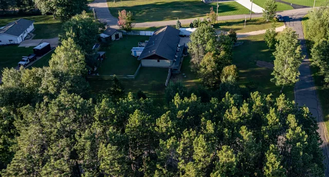 $515,000 | N22791 Carpenter Road, Niagara, WI 54151