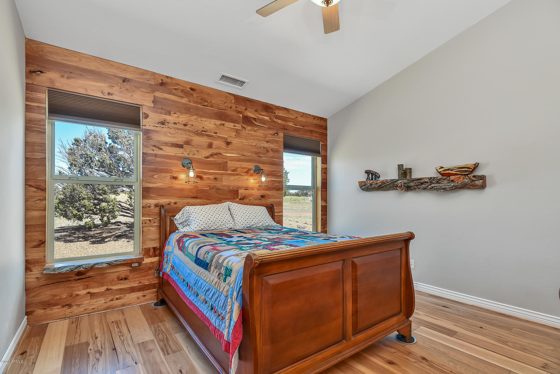 7560 Hutton Ranch Road Flagstaff, AZ 86004 - Photo 12 of 45 12. Master Suite
