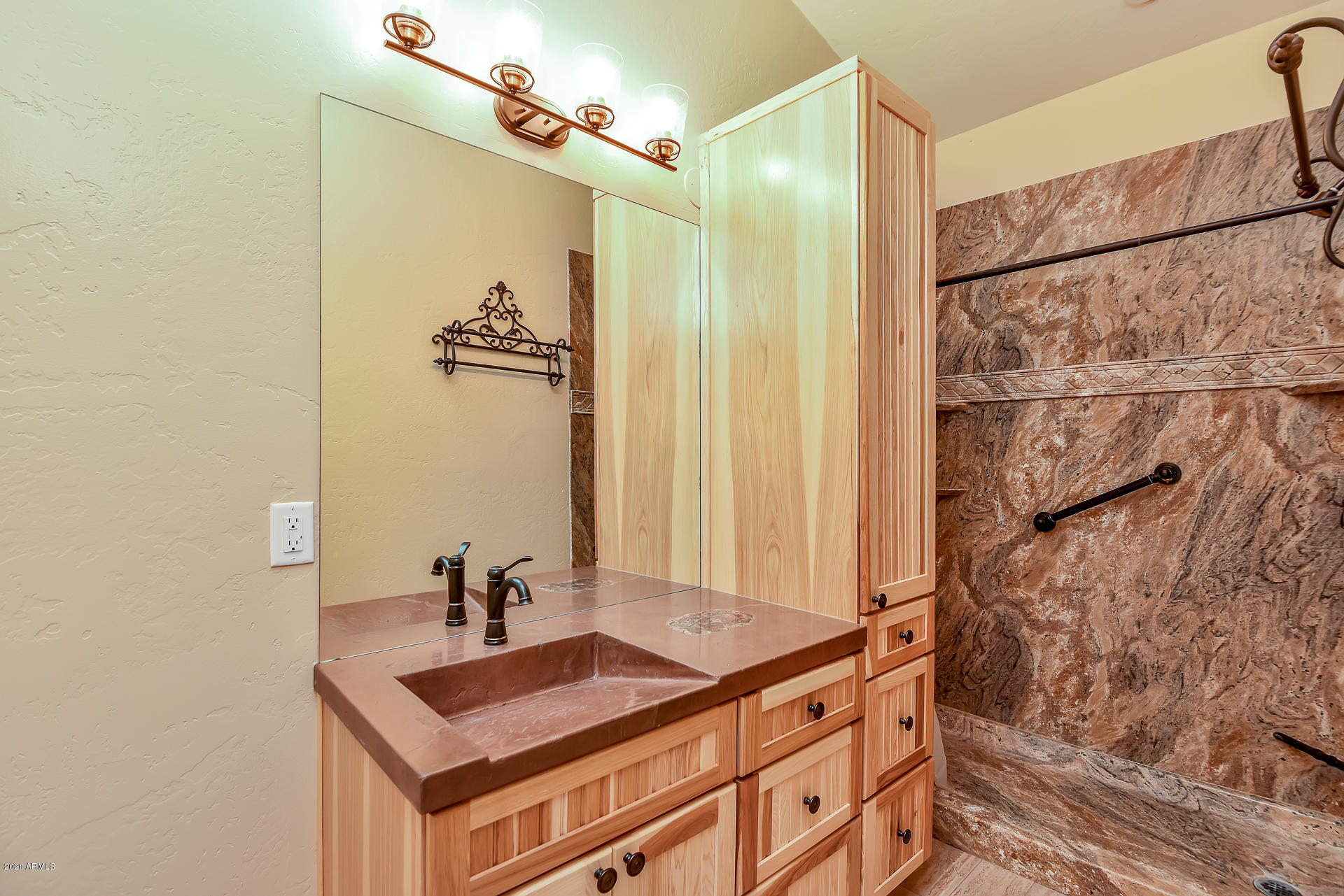 7560 Hutton Ranch Road Flagstaff, AZ 86004 - Photo 14 of 45 14. Master Bathroom