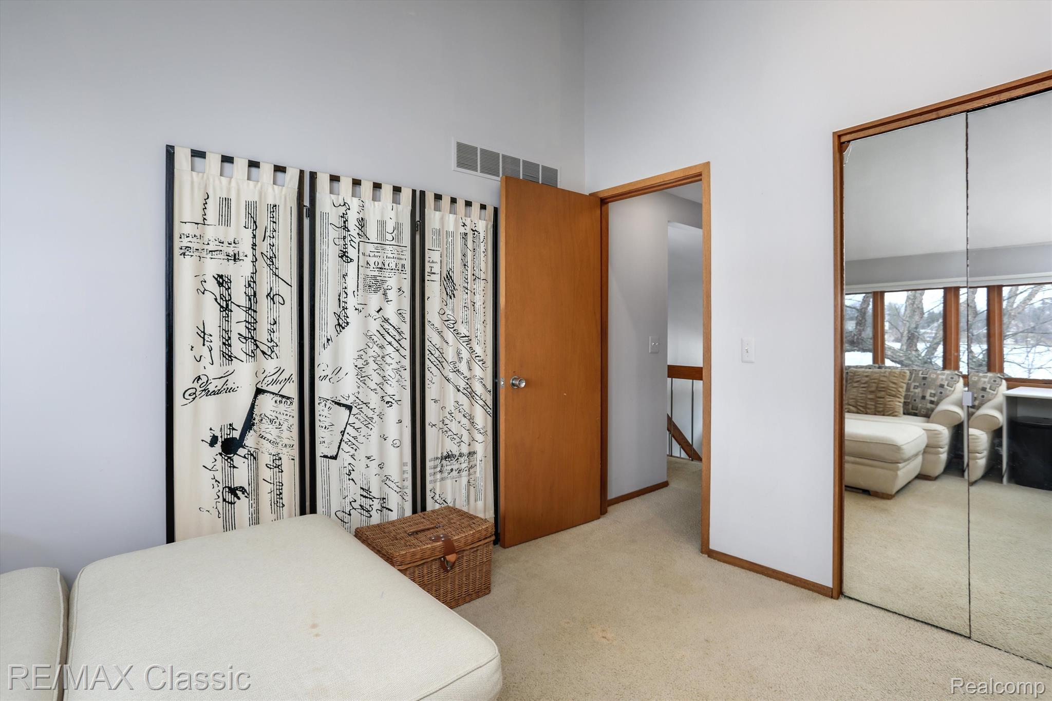 6270 Commerce Road West Bloomfield, MI 48324 - Photo 23 of 43 Bedroom 3