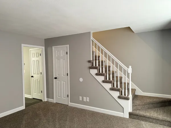 $975 | 1510 West Knollwood Circle, Unit 1, Clarksville, TN 37043