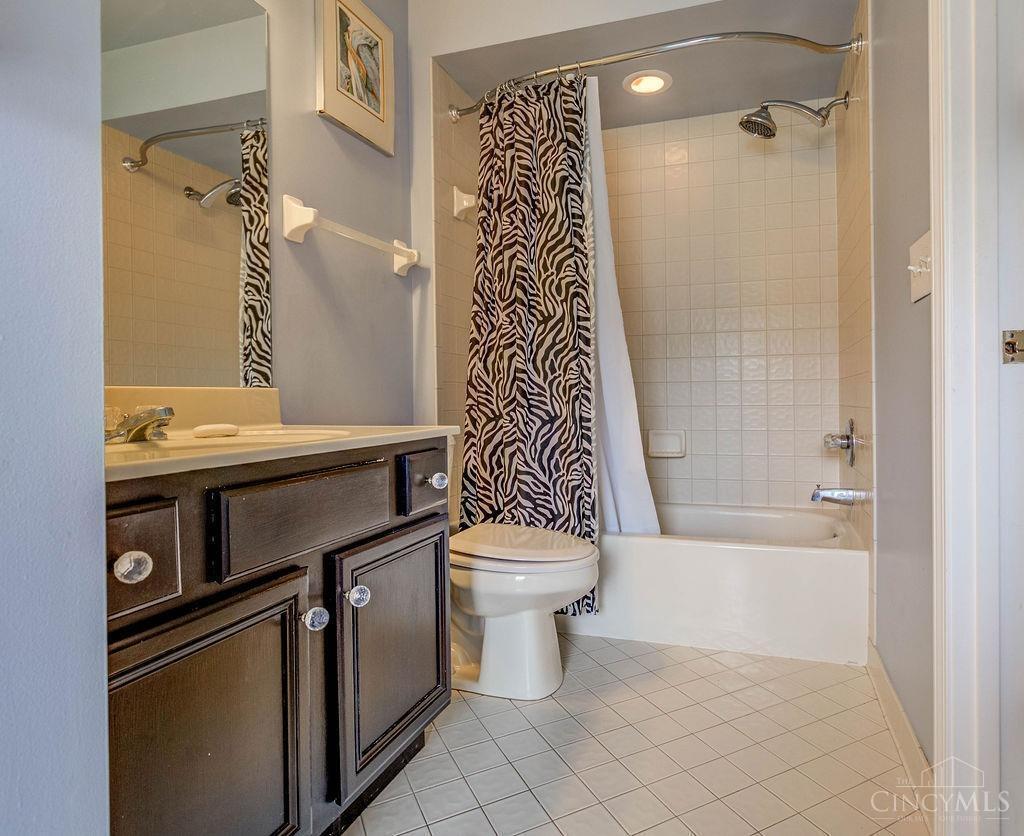 546 Hopper Hill Farm Road Cincinnati, OH 45255 - Photo 22 of 40 Gallery Image 22