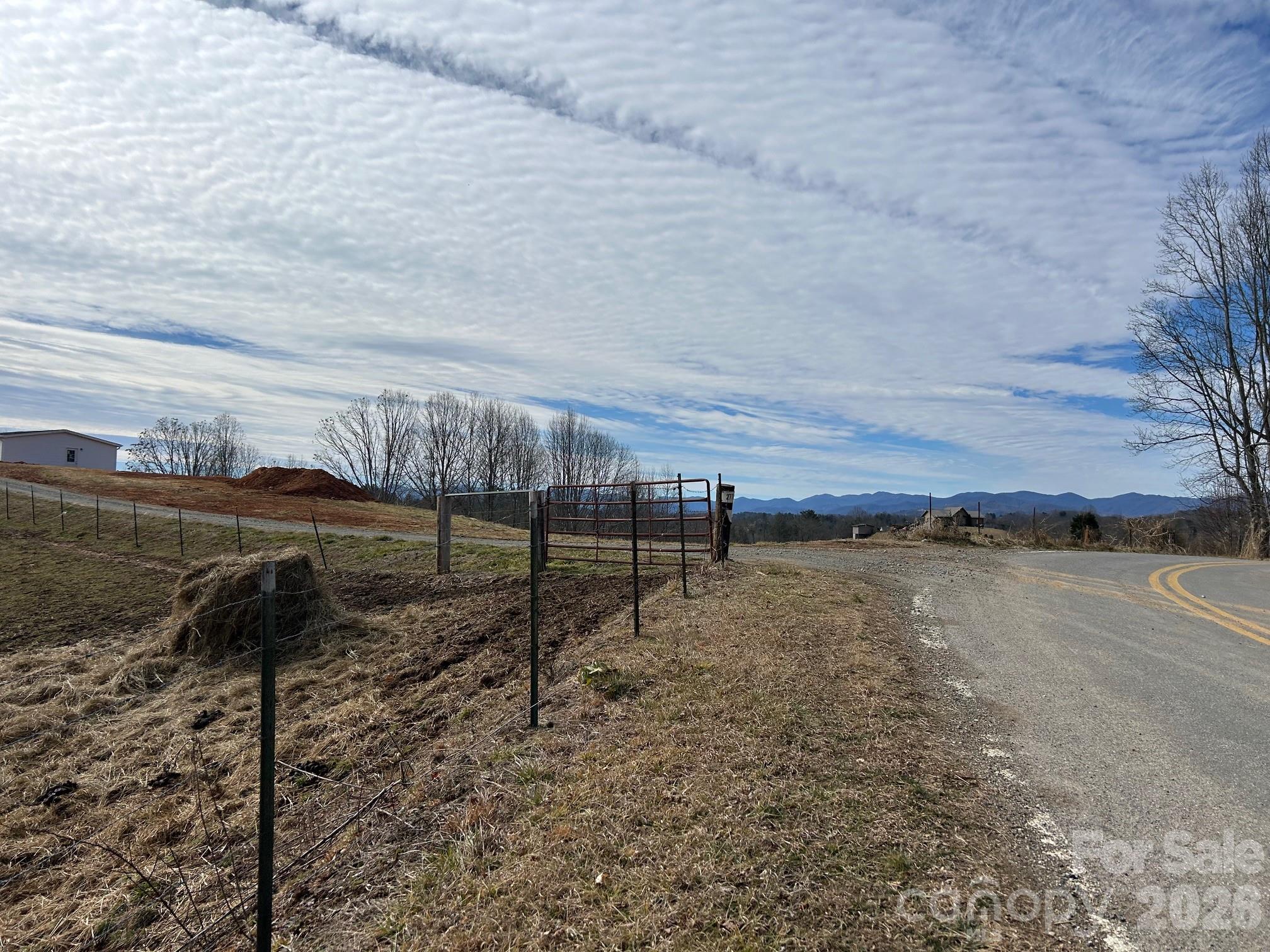 2776 Bend Of Ivy Road Marshall, NC 28753 - Photo 7 of 8