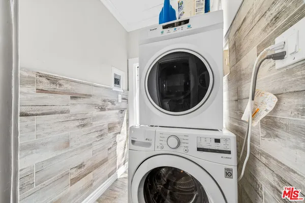 $3,200 | 5915 Lexington Avenue, Los Angeles, CA 90038