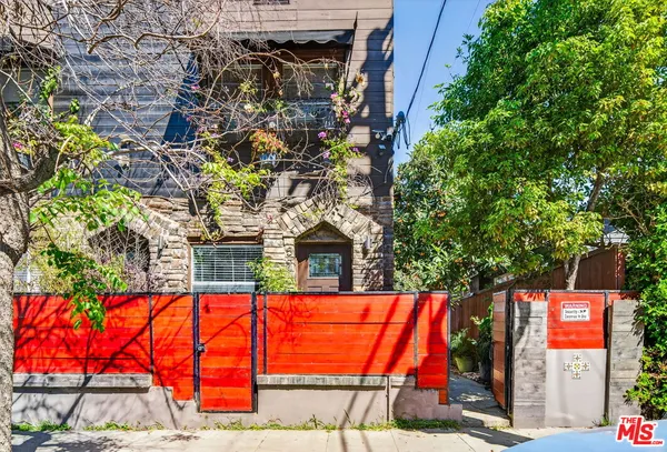 $3,200 | 5915 Lexington Avenue, Los Angeles, CA 90038