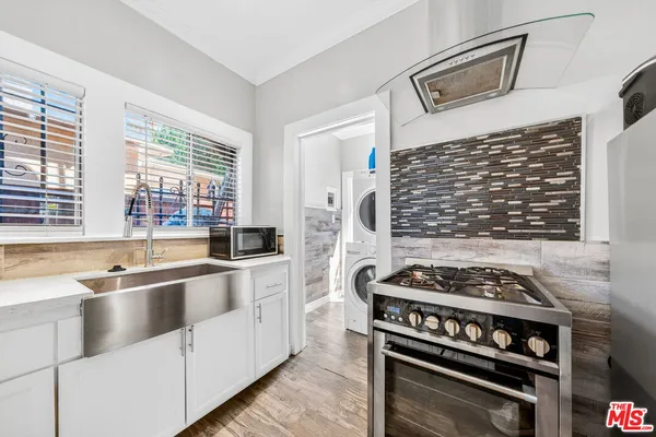 $3,200 | 5915 Lexington Avenue, Los Angeles, CA 90038