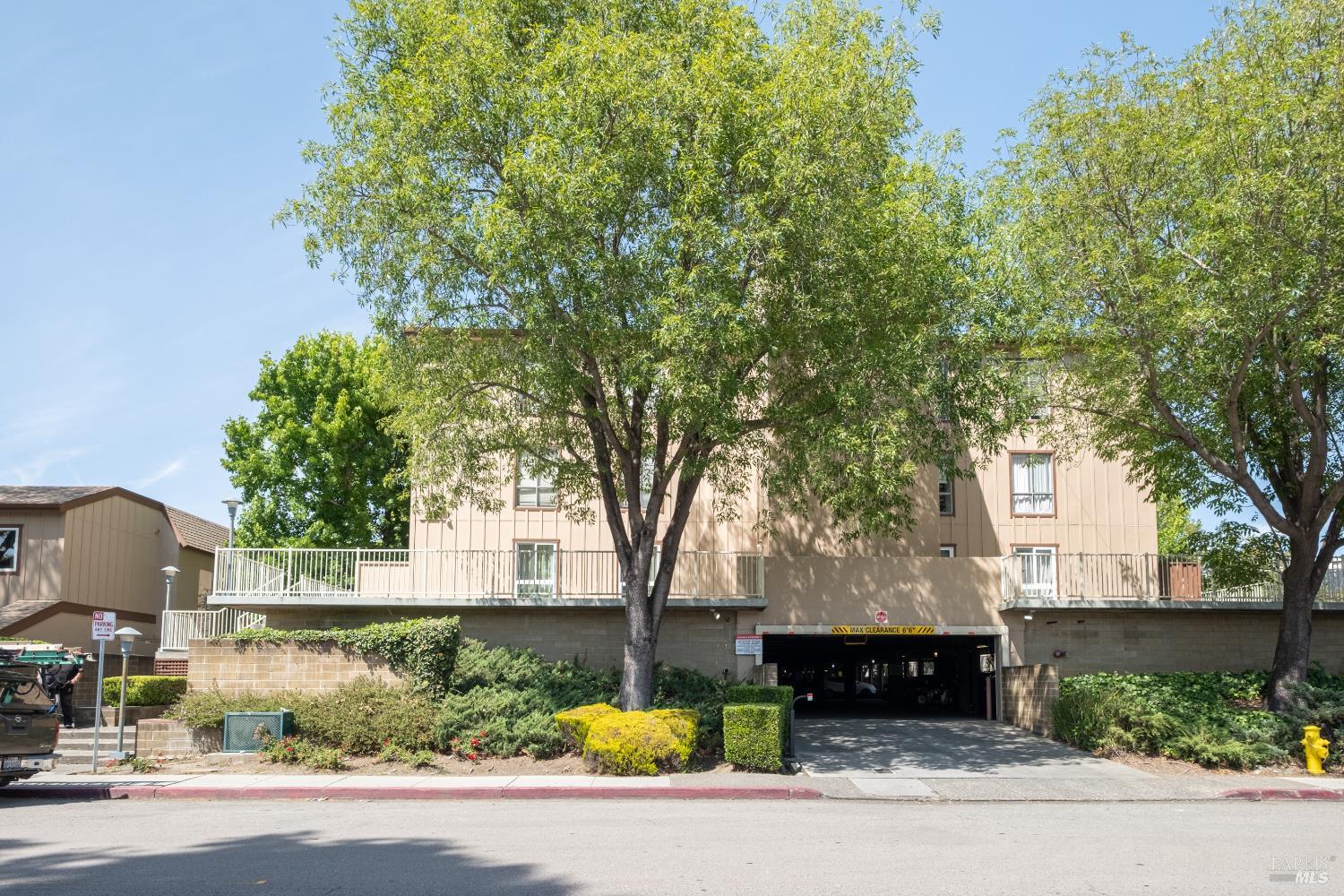1540 Center Road, Unit 381 Novato, CA 94947 - Photo 15 of 32