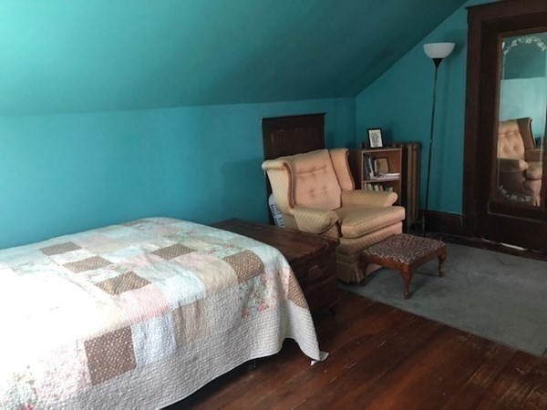 23 Ridge Road Reading, MA 01867 - Photo 12 of 20 Gallery Image 12