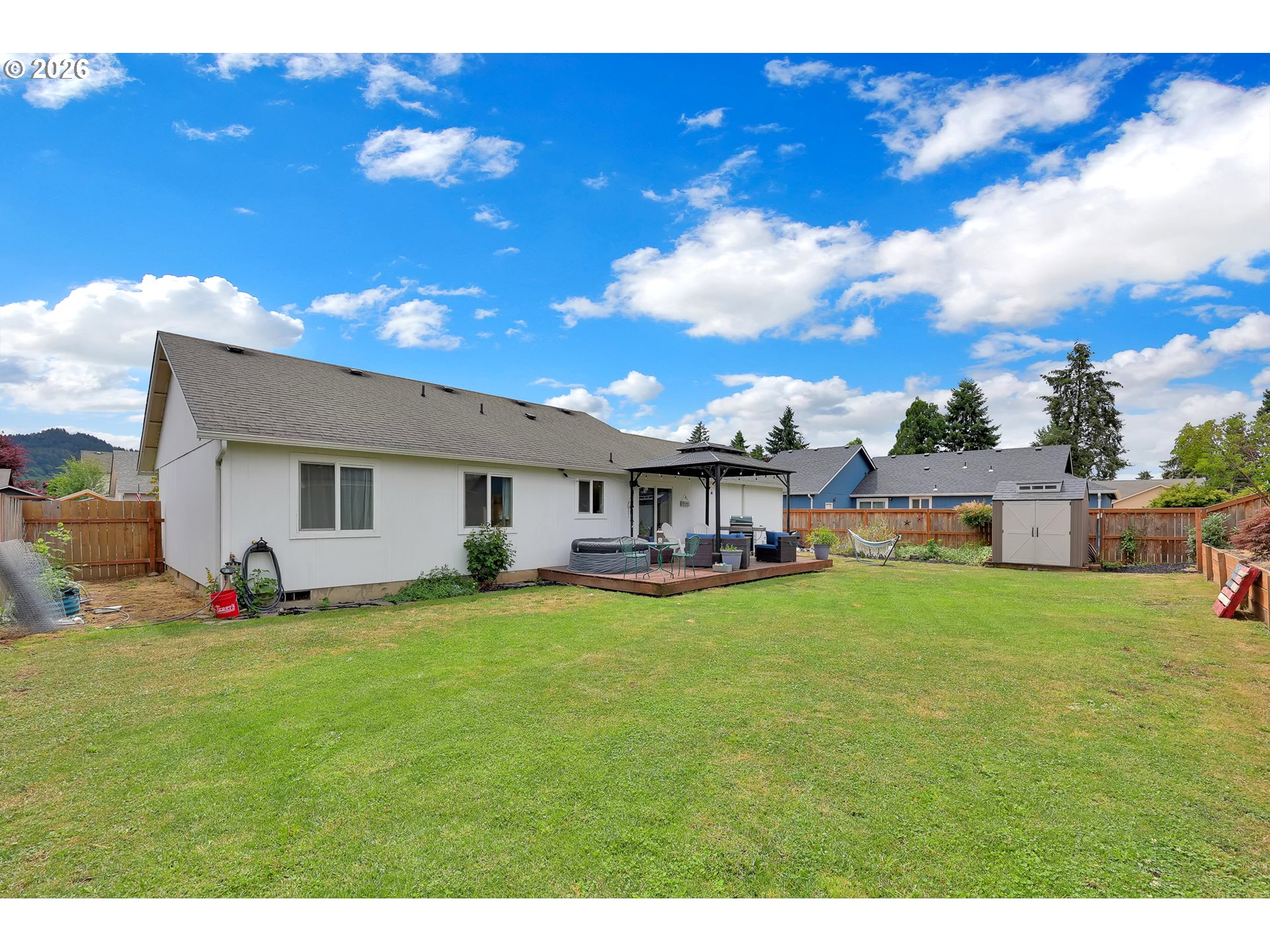 3938 Douglas Drive Springfield, OR 97478 - Photo 43 of 44
