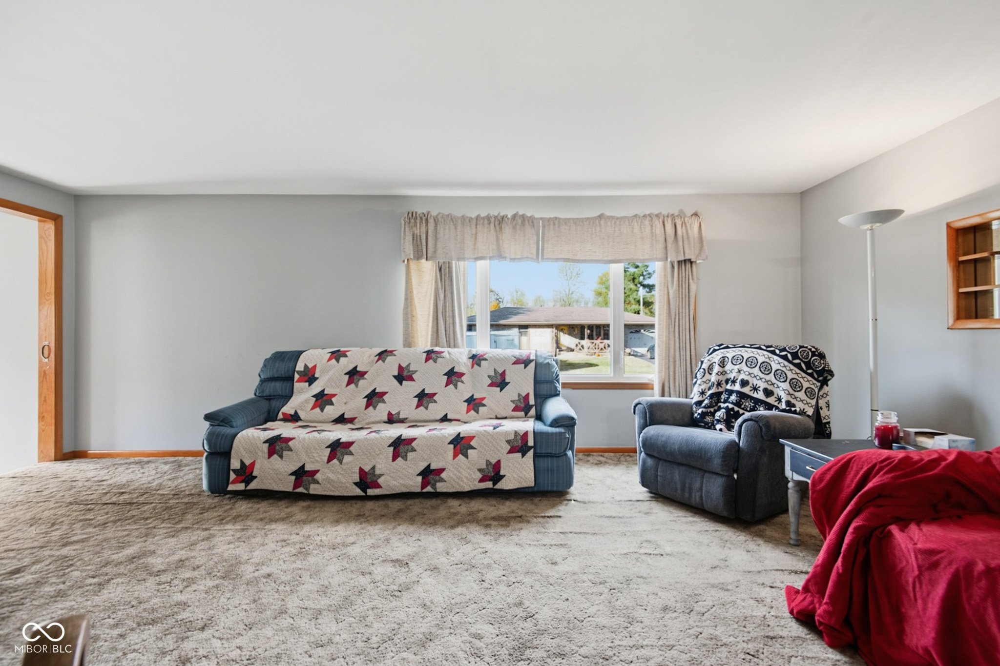 619 Falcon Drive Columbus, IN 47201 - Photo 6 of 34