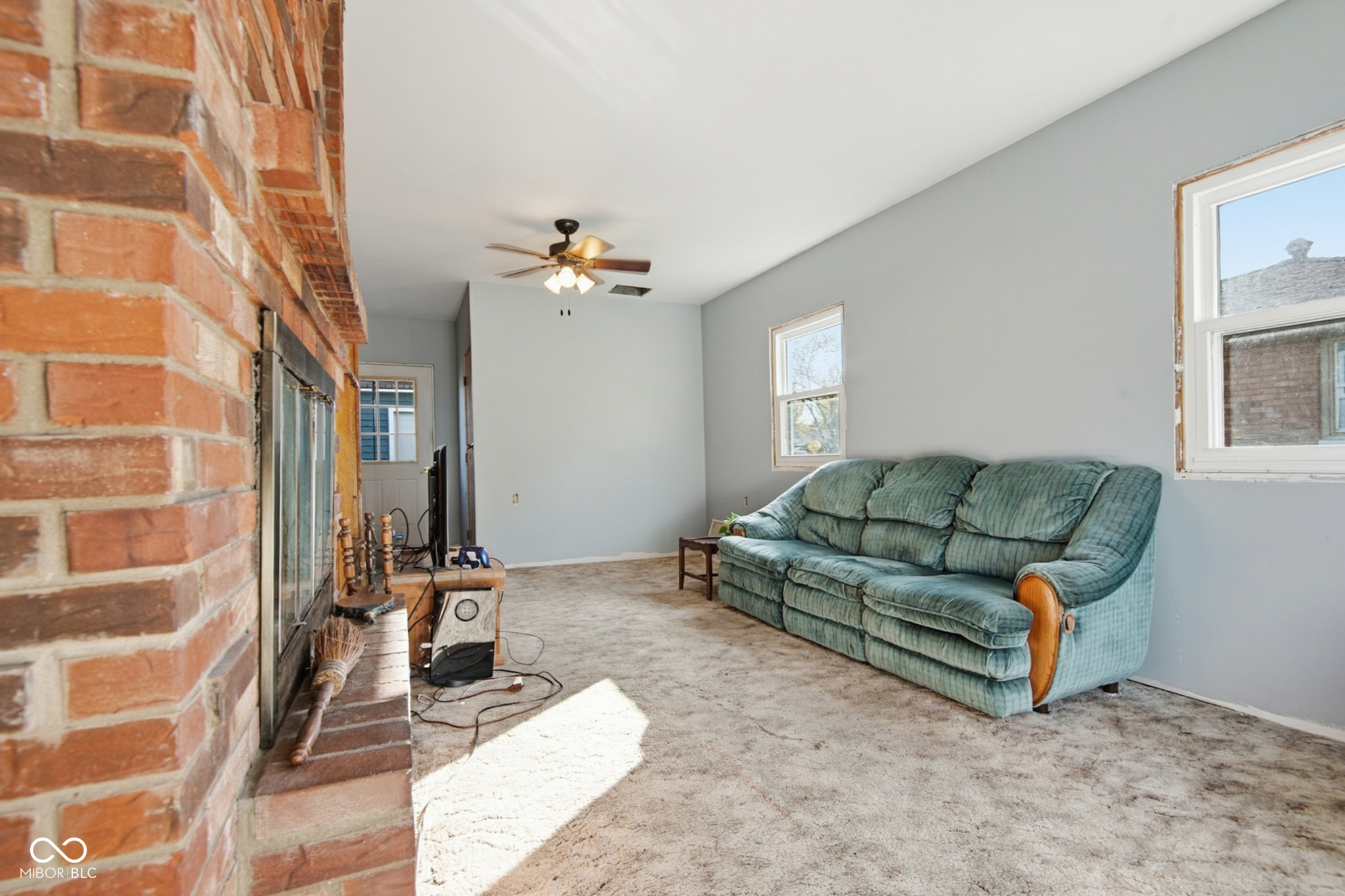 619 Falcon Drive Columbus, IN 47201 - Photo 9 of 34