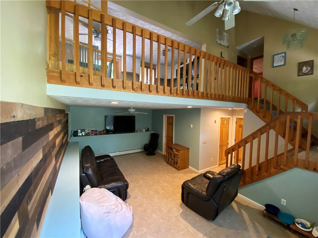 21 West Log Bridge Road Coventry, RI 02816 - Photo 4 of 24