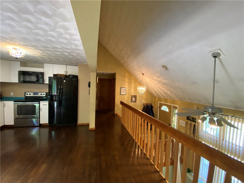 21 West Log Bridge Road Coventry, RI 02816 - Photo 10 of 24