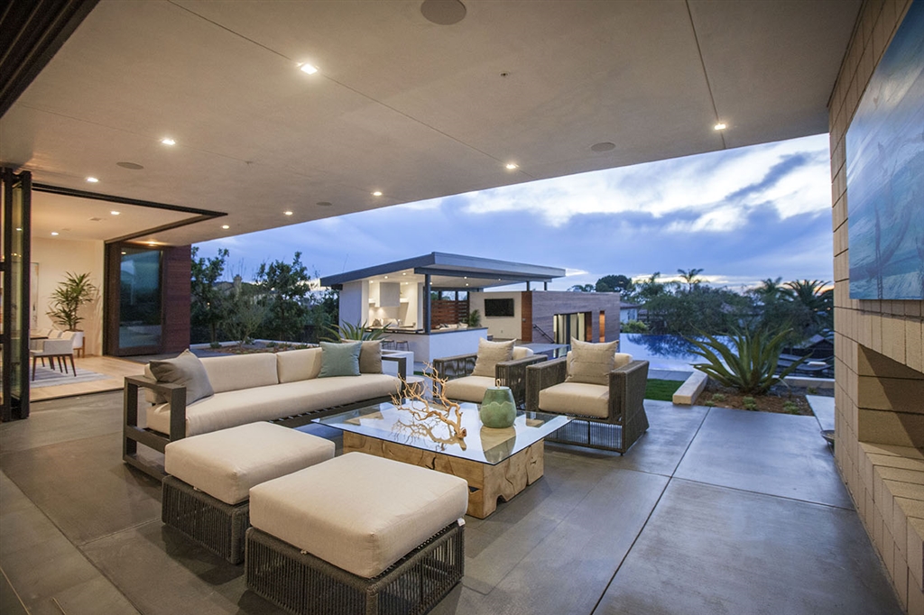 1332 Rubenstein Avenue Cardiff, CA 92007 - Photo 14 of 25