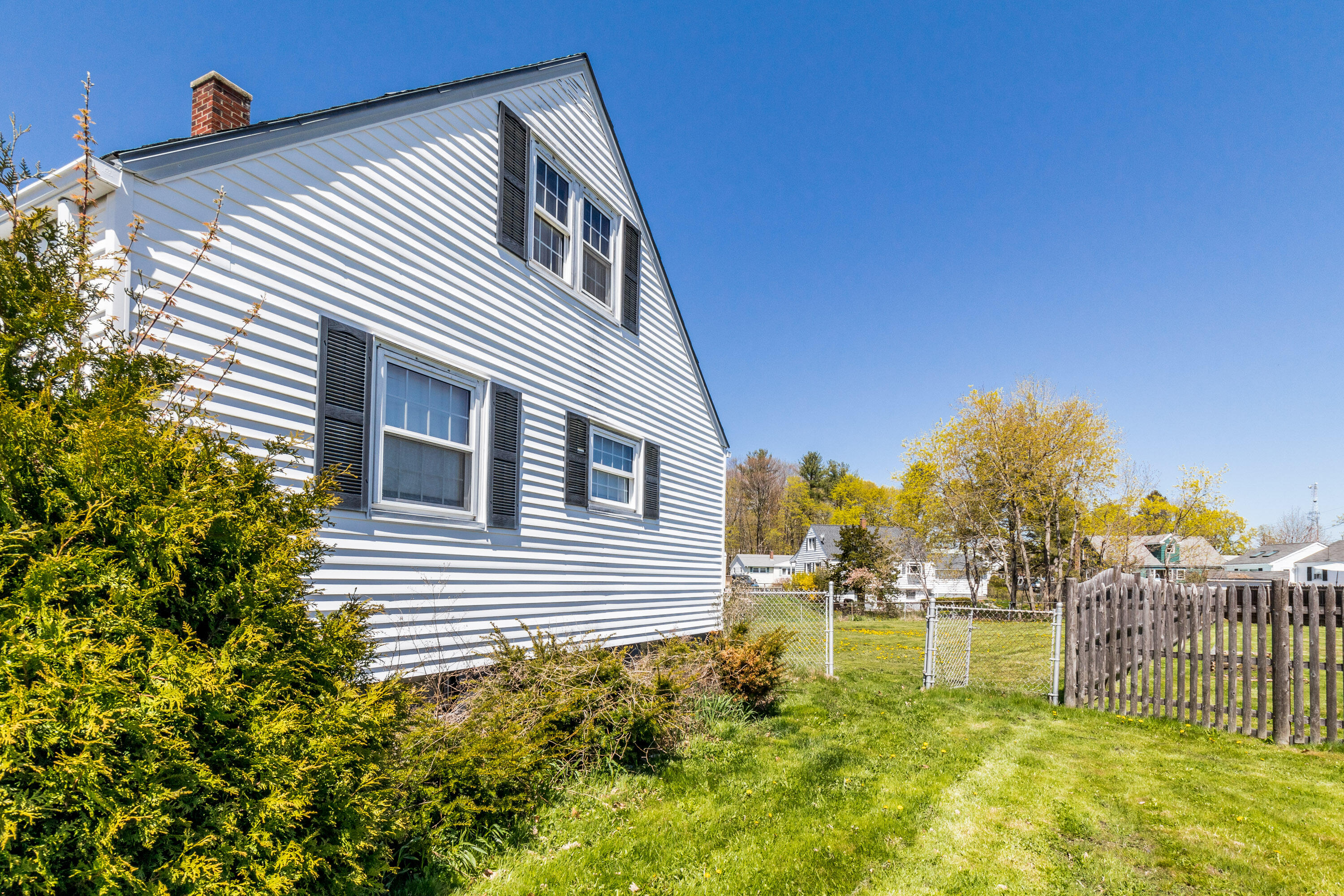 27 Samuel Road Portland, ME 04103 - Photo 43 of 51 20220511ms-82047