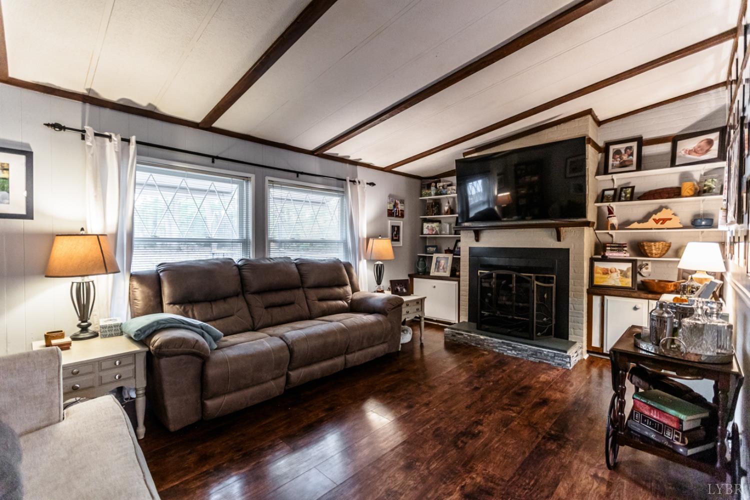 301 Log Cabin Road Appomattox, VA 24522 - Photo 6 of 40