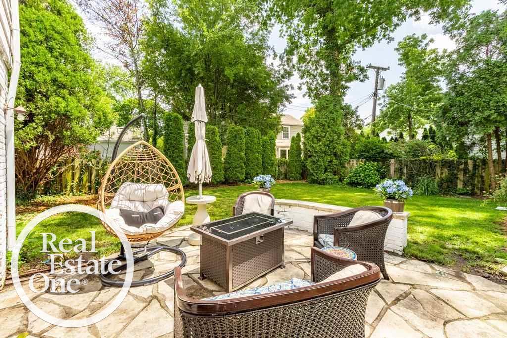 348 Touraine Road Grosse Pointe, MI 48236 - Photo 26 of 49 50179069-BA2C7B70-231D-48B6-BDE2-DA4F8D1BC18F.JPG