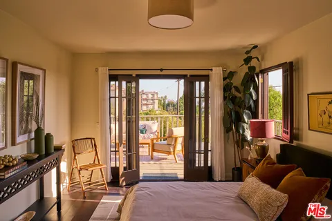 $1,950,000 | 948 Elyria Drive, Los Angeles, CA 90065