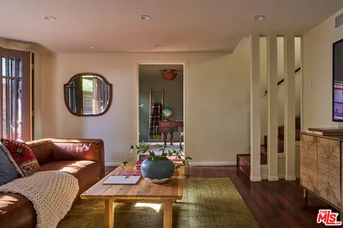 $1,950,000 | 948 Elyria Drive, Los Angeles, CA 90065