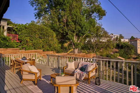 $1,950,000 | 948 Elyria Drive, Los Angeles, CA 90065