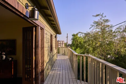 $1,950,000 | 948 Elyria Drive, Los Angeles, CA 90065