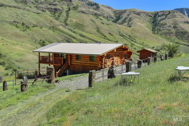 $3,000,000 | Tbd Bentz Lodge, Craigmont, ID 83523
