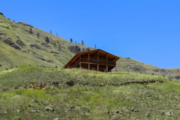 $3,000,000 | Tbd Bentz Lodge, Craigmont, ID 83523