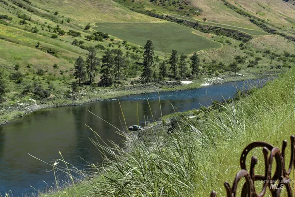 $3,000,000 | Tbd Bentz Lodge, Craigmont, ID 83523