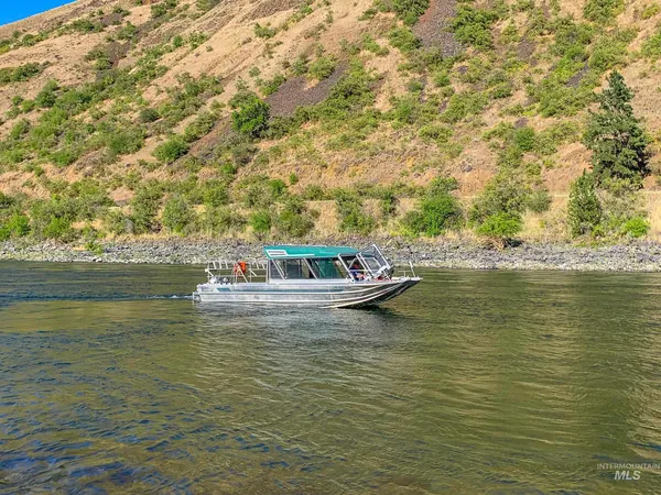 $3,000,000 | Tbd Bentz Lodge, Craigmont, ID 83523