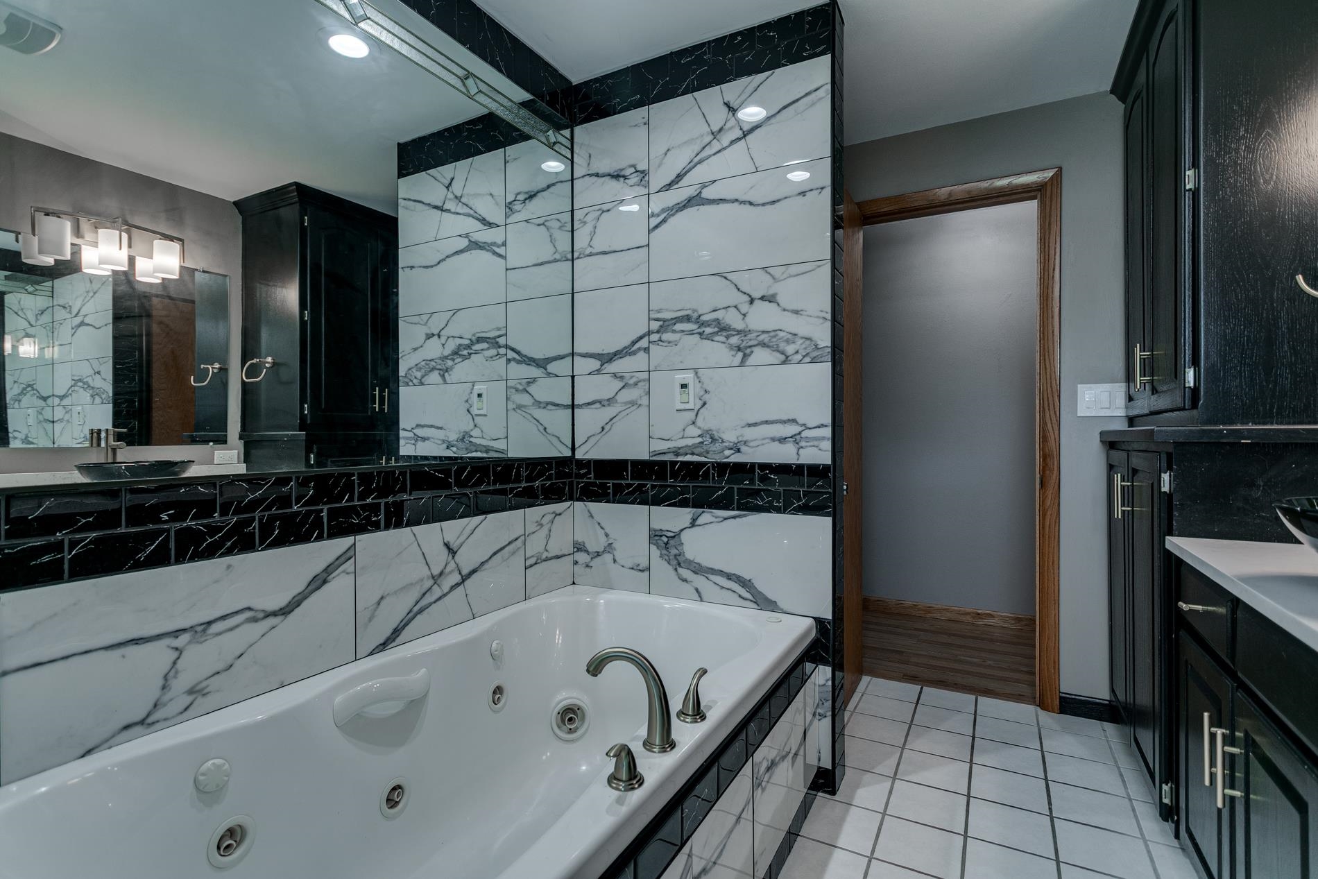 1805 East Marquette Street Appleton, WI 54911 - Photo 28 of 53