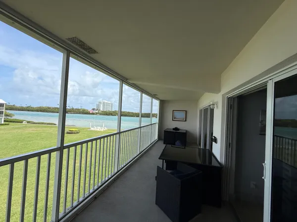 $719,000 | 100 Waterway Road, Unit E305, Tequesta, FL 33469
