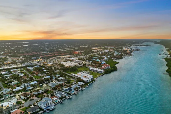 $719,000 | 100 Waterway Road, Unit E305, Tequesta, FL 33469