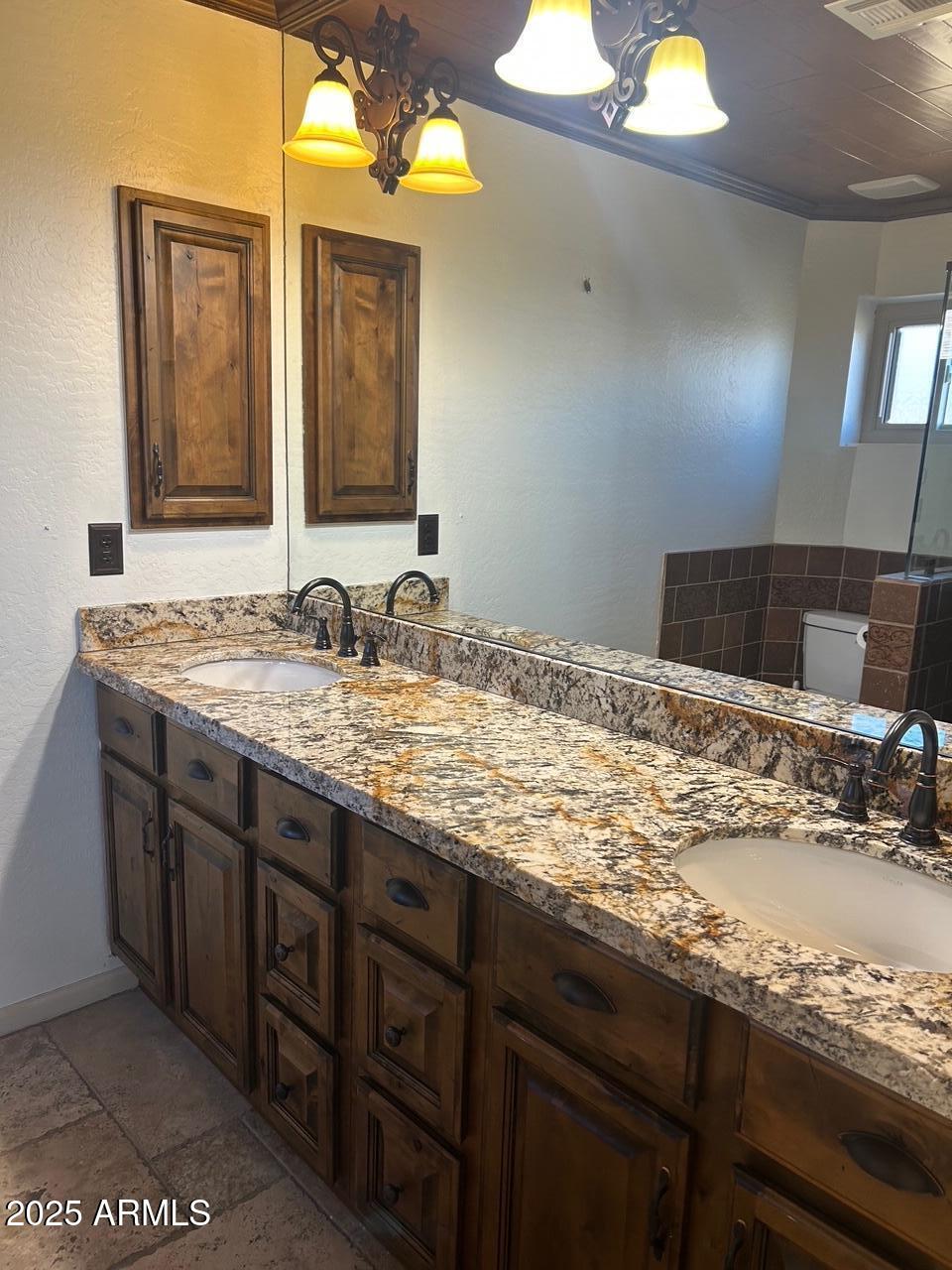 701 South Edgewater Drive Mesa, AZ 85208 - Photo 24 of 41 Granite countertops in Master Bath