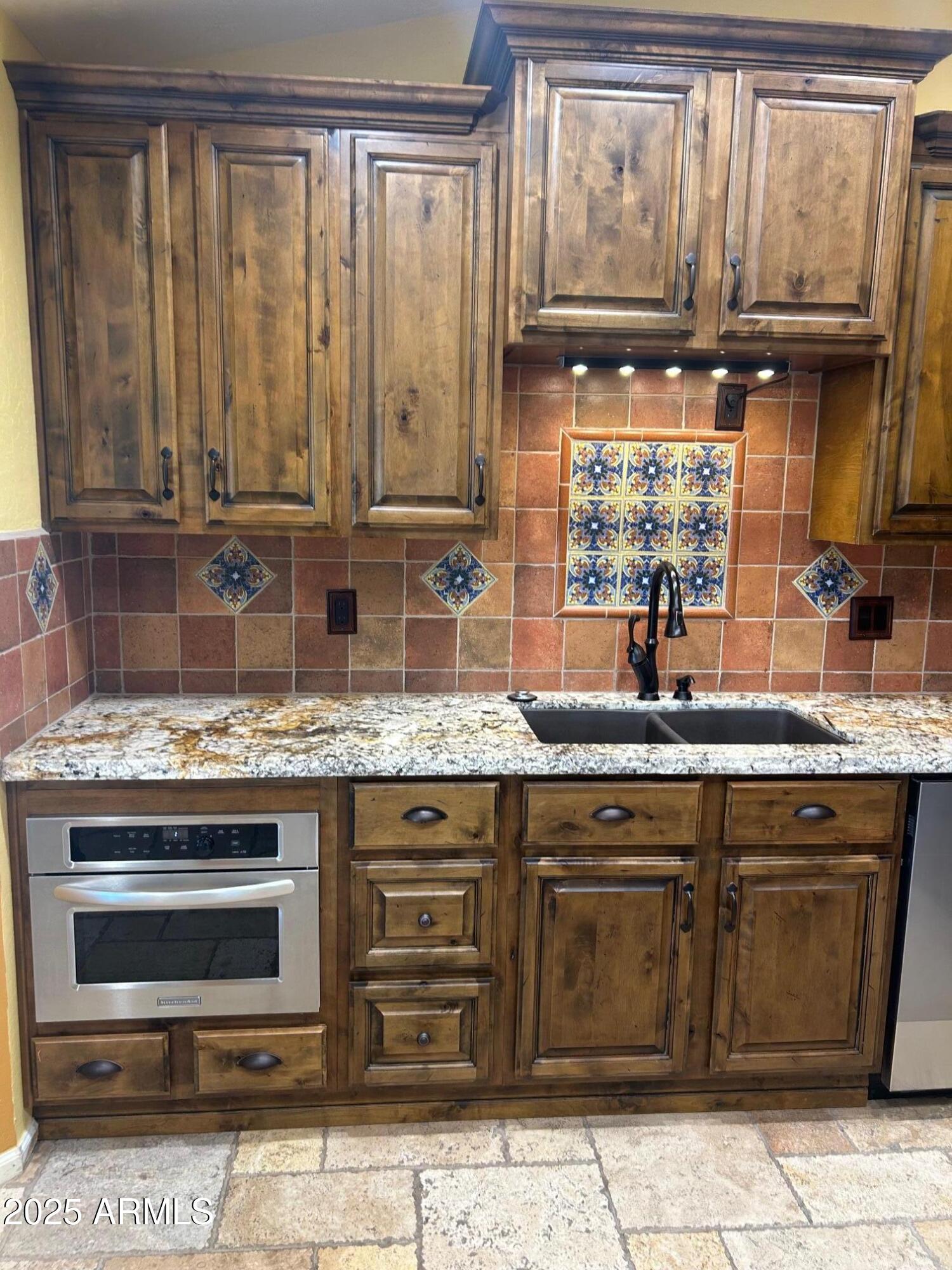 701 South Edgewater Drive Mesa, AZ 85208 - Photo 10 of 41 Updated kitchen