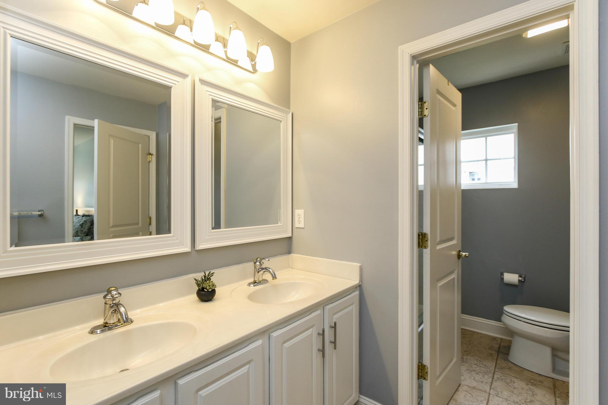 8762 Boulder Ridge Road Laurel, MD 20723 - Photo 22 of 28 Upper level full bathroom