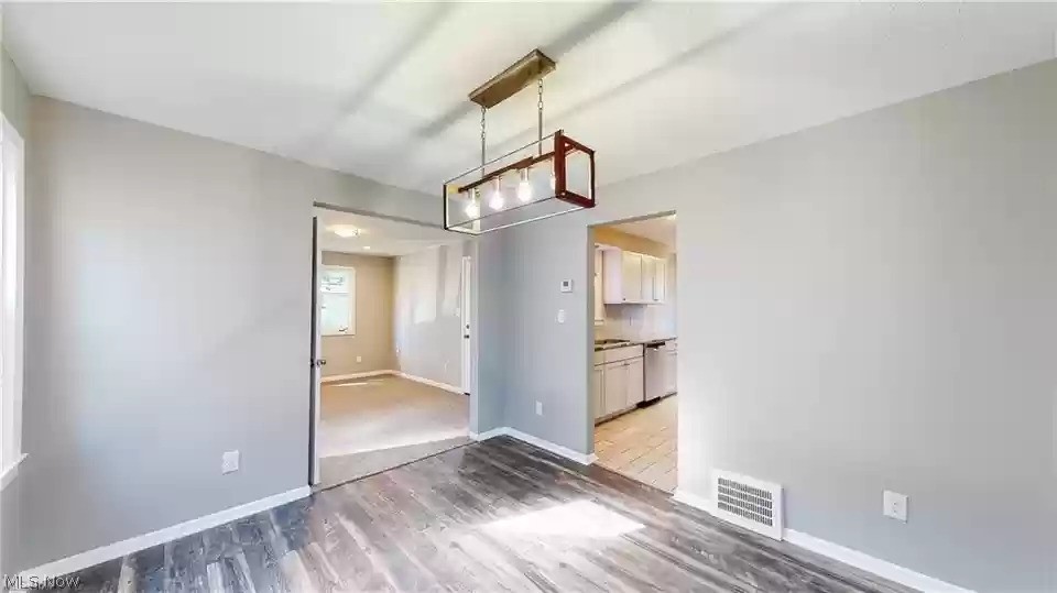 4062 Bayard Road Cleveland, OH 44121 - Photo 12 of 22