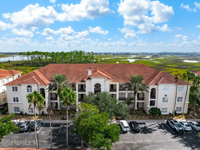 $635,000 | 13846 Atlantic Boulevard, Unit 806, Jacksonville, FL 32225